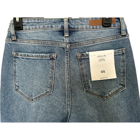 CELLO HIGH RISE SKINNY FLARE Size 5 - Picture 6 of 13